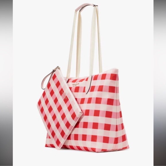 kate spade Handbags - Kate spade purse and pouch set